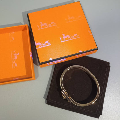 [Loran]H GREY BRACELET