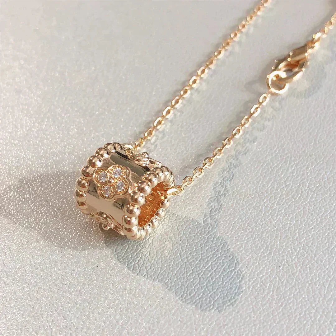 [Loran]KALEIDOSCOPE PENDANT NECKLACE