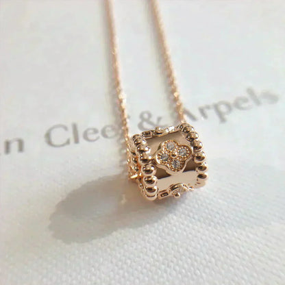 [Loran]KALEIDOSCOPE PENDANT NECKLACE
