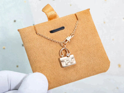 [Loran]AMULETTE PEDANT ROSE GOLD NECKLACE