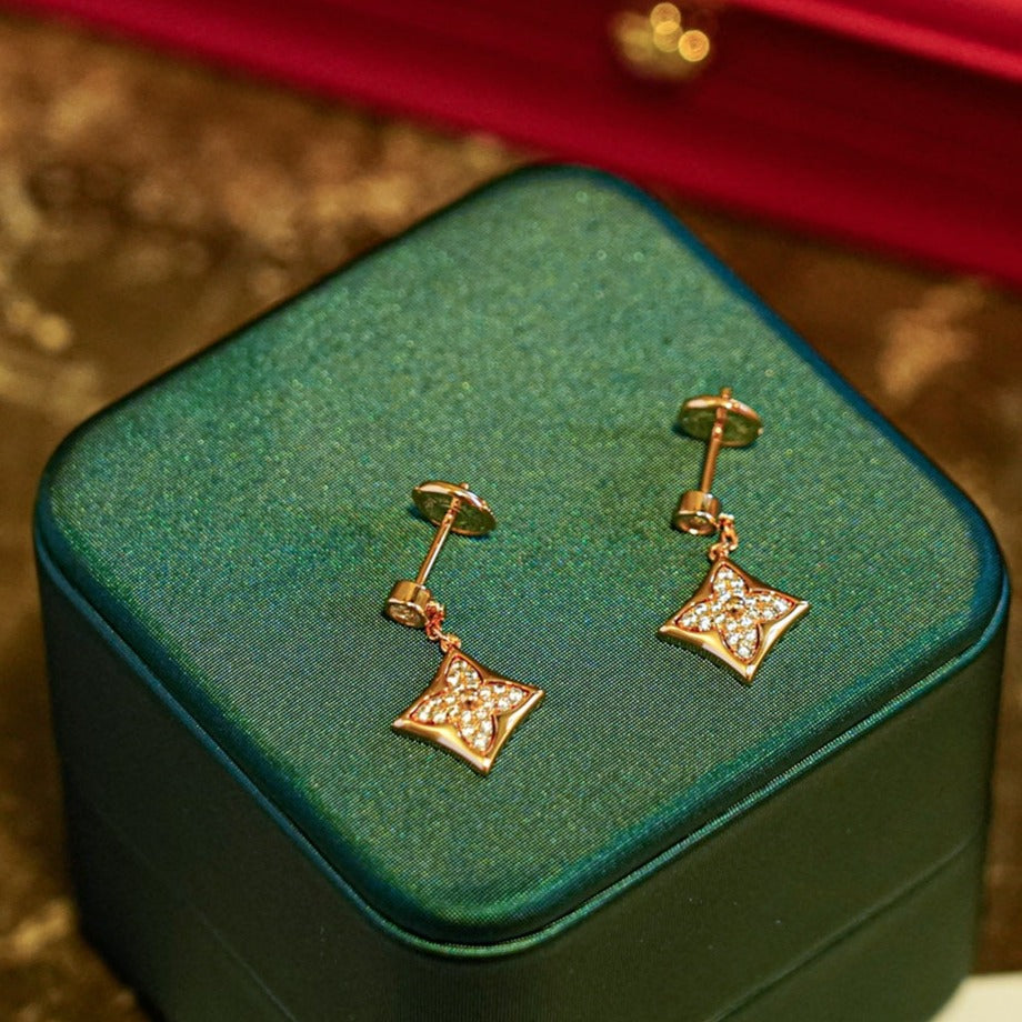 [Loran]STAR DIAMONDS EARRINGS GOLD