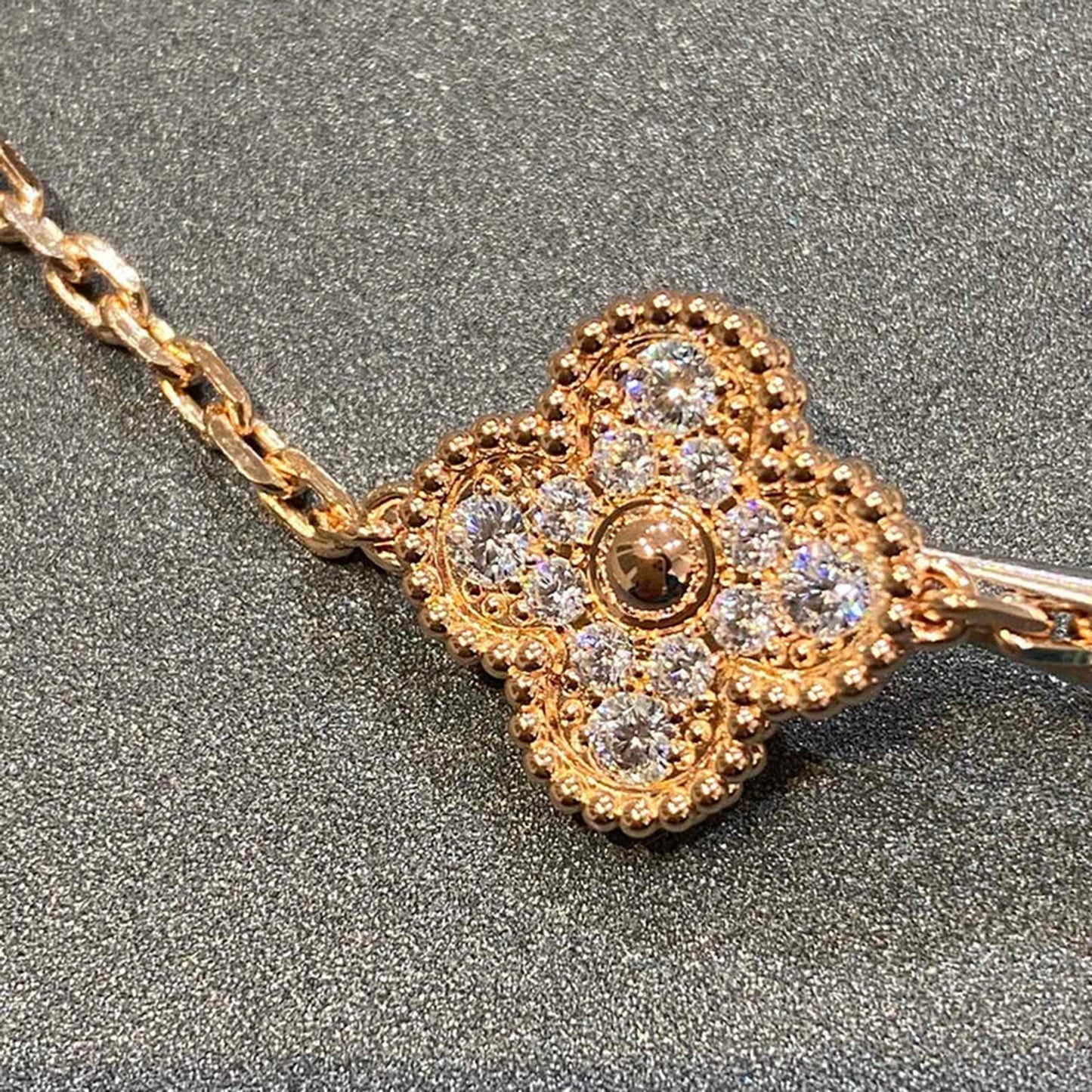 [Loran]LUCKY CLOVER 5-MOTIF BRACELET - FULL-DIAMOND