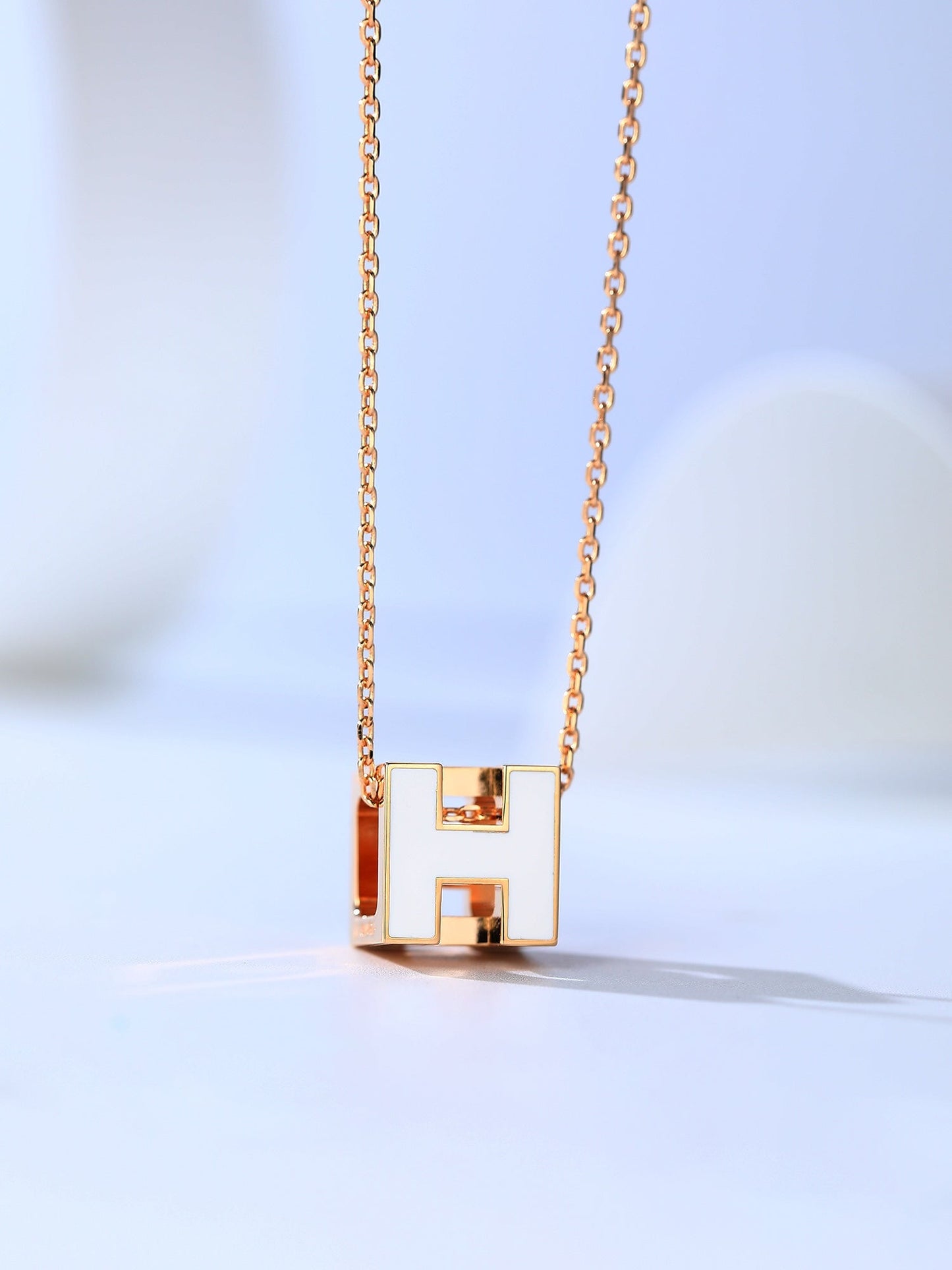 [Loran]H CAGE ROSE GOLD NECKLACE
