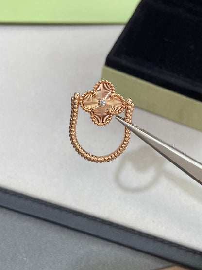 [Loran]LUCKY CLOVER ROSE GOLD REVERSIBLE RING
