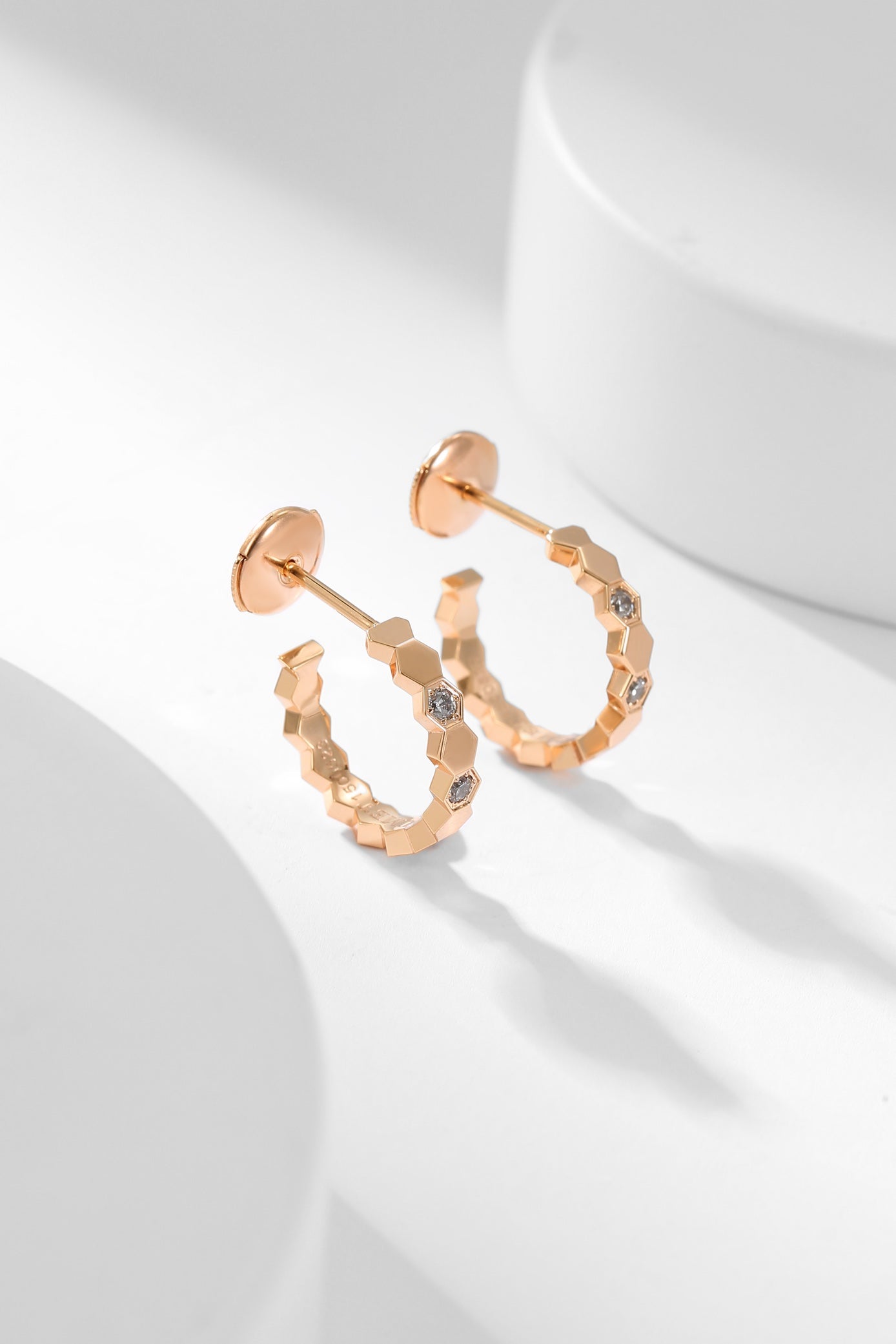 [Loran]BEE LOVE DIAMOND HOOP EARRINGS