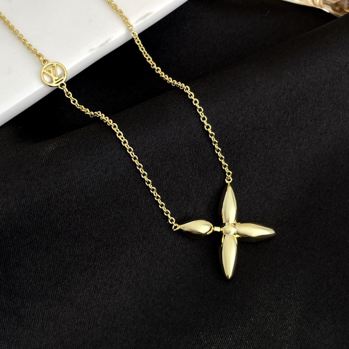 [Loran]LOUISETTE GOLD NECKLACE