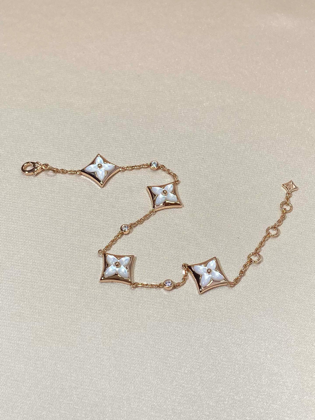 [Loran]STAR 4 MOTIF MOP DIAMOND ROSE GOLD BRACELET