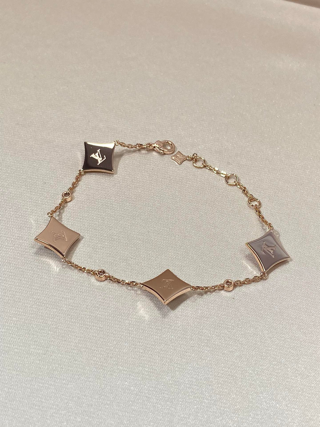 [Loran]STAR 4 MOTIF MOP DIAMOND ROSE GOLD BRACELET
