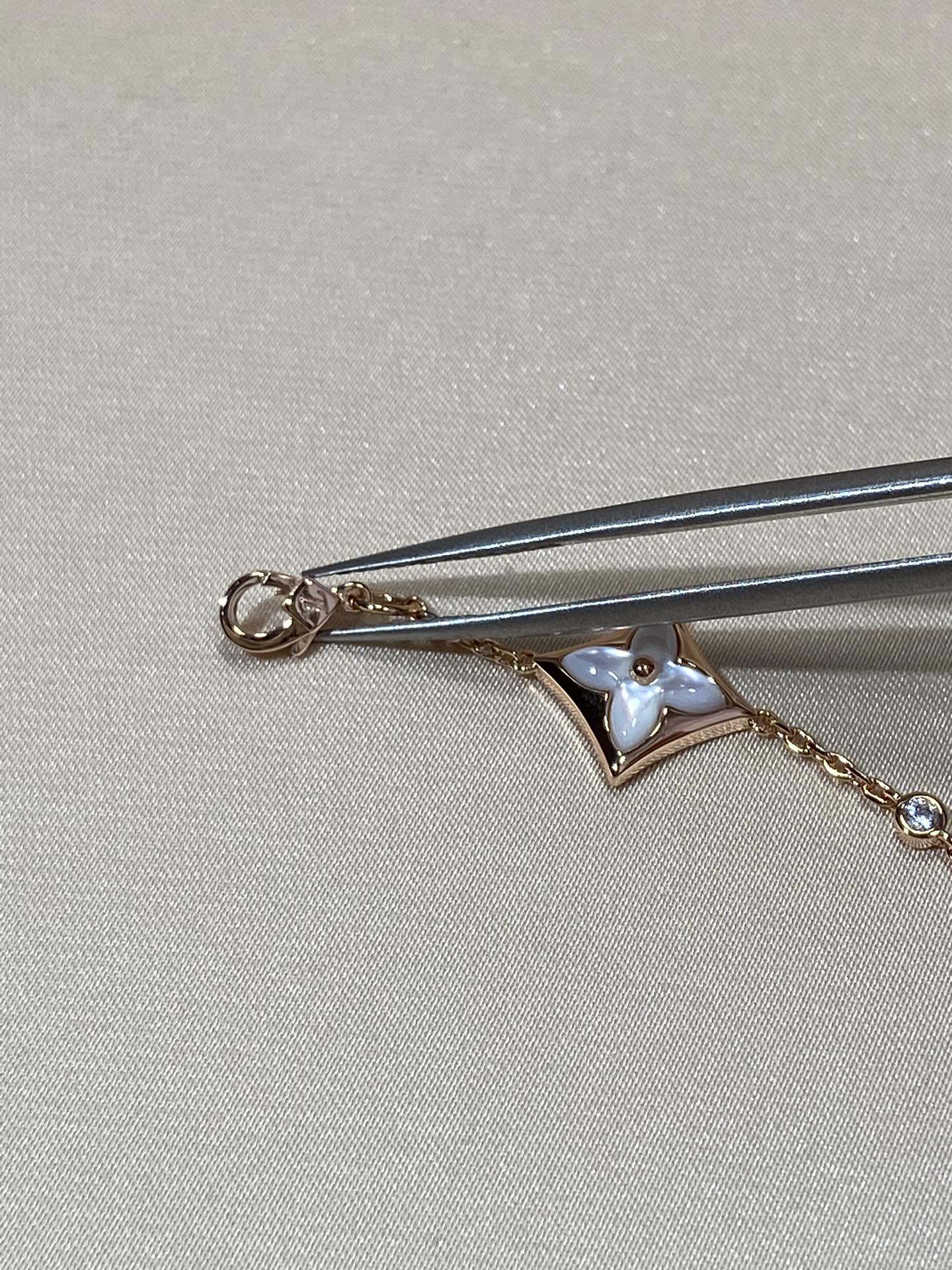 [Loran]STAR 4 MOTIF MOP DIAMOND ROSE GOLD BRACELET