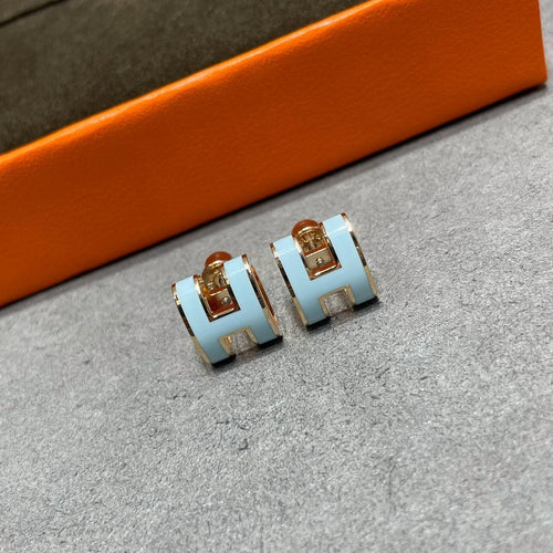[Loran]POP H SKY BLUE STUD EARRINGS
