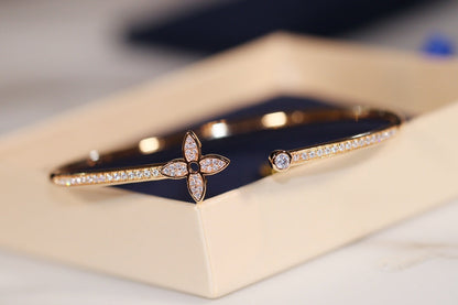 [Loran]IDYLLE GOLD OPEN BRACELET DIAMOND PAVED