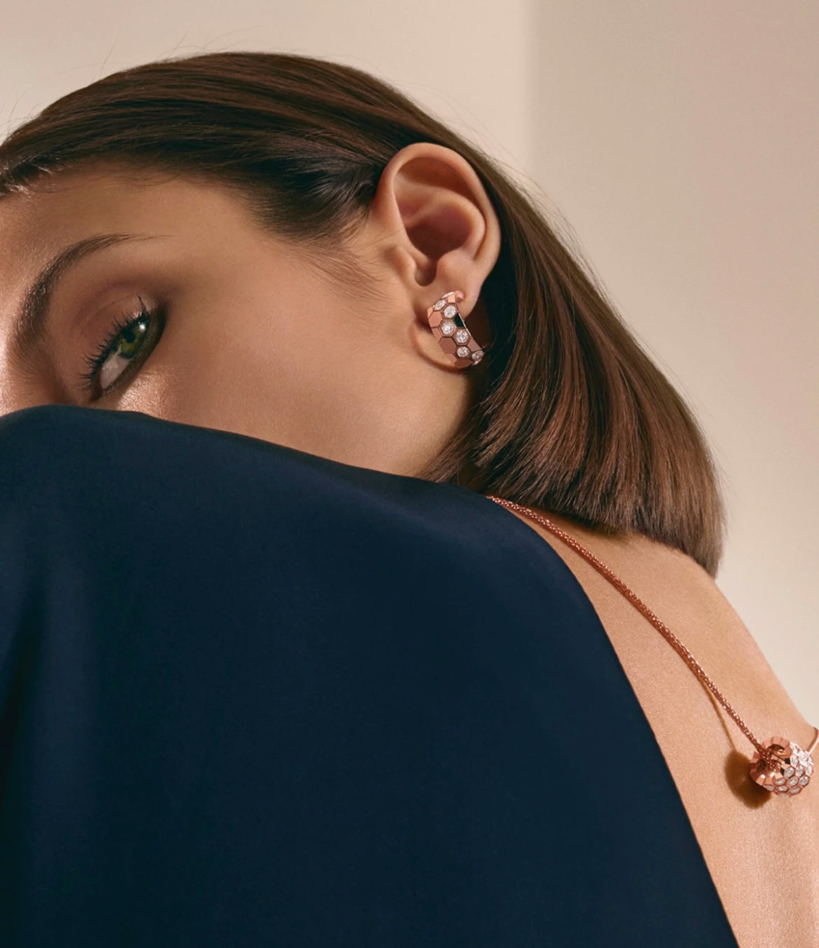 [Loran]BEE LOVE DIAMOND HOOP EARRINGS