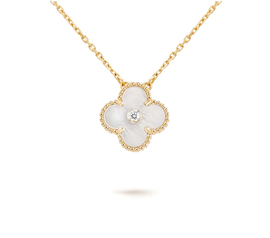 [Loran]LIMITED EDITION CHRISTMAS CLOVER FLOWER NECKLACE - 15MM ANNUAL COLLECTIBLE PENDANT