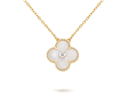 [Loran]LIMITED EDITION CHRISTMAS CLOVER FLOWER NECKLACE - 15MM ANNUAL COLLECTIBLE PENDANT
