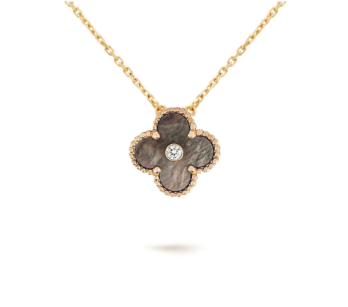 [Loran]LIMITED EDITION CHRISTMAS CLOVER FLOWER NECKLACE - 15MM ANNUAL COLLECTIBLE PENDANT