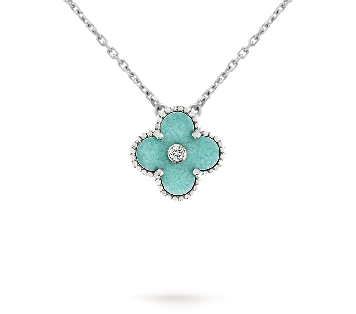 [Loran]LIMITED EDITION CHRISTMAS CLOVER FLOWER NECKLACE - 15MM ANNUAL COLLECTIBLE PENDANT