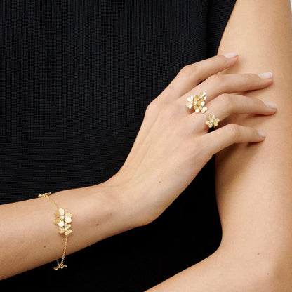 [Loran]LUMINOUS BLOSSOM 5-MOTIF CHARM BRACELET