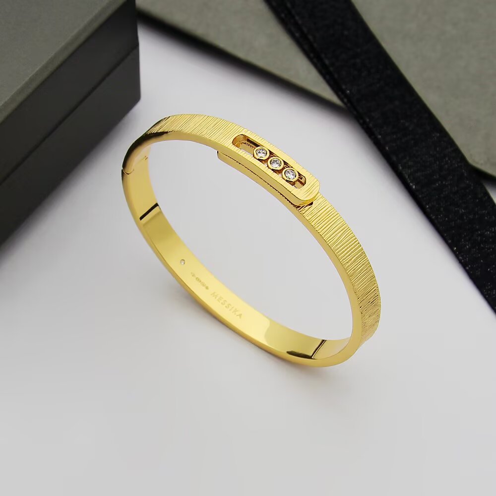 [Loran]MOVE NOA CISELÉ BANGLE BRACELET