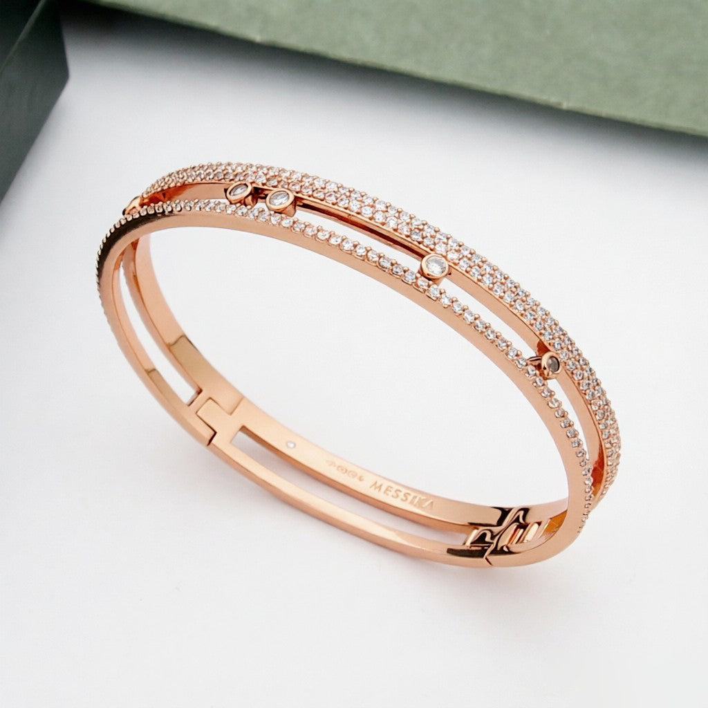 [Loran]MOVE ROMANE PAVÉ DIAMOND BANGLE BRACELET