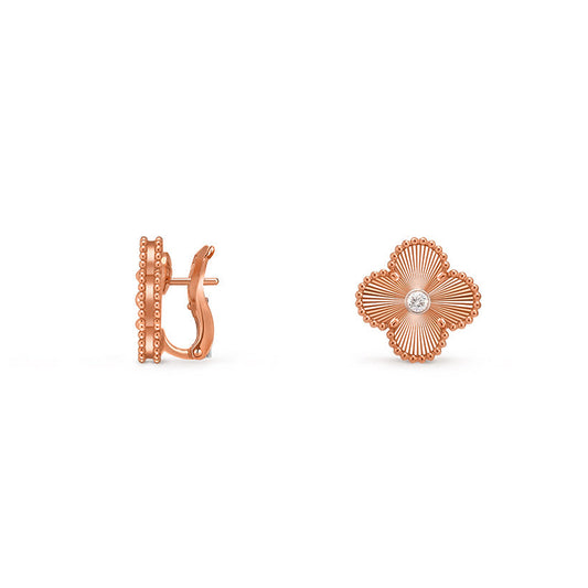 [Loran]15MM CLOVER FLOWER STUD EARRINGS DIAMOND-ROSE GOLD COLLECTION