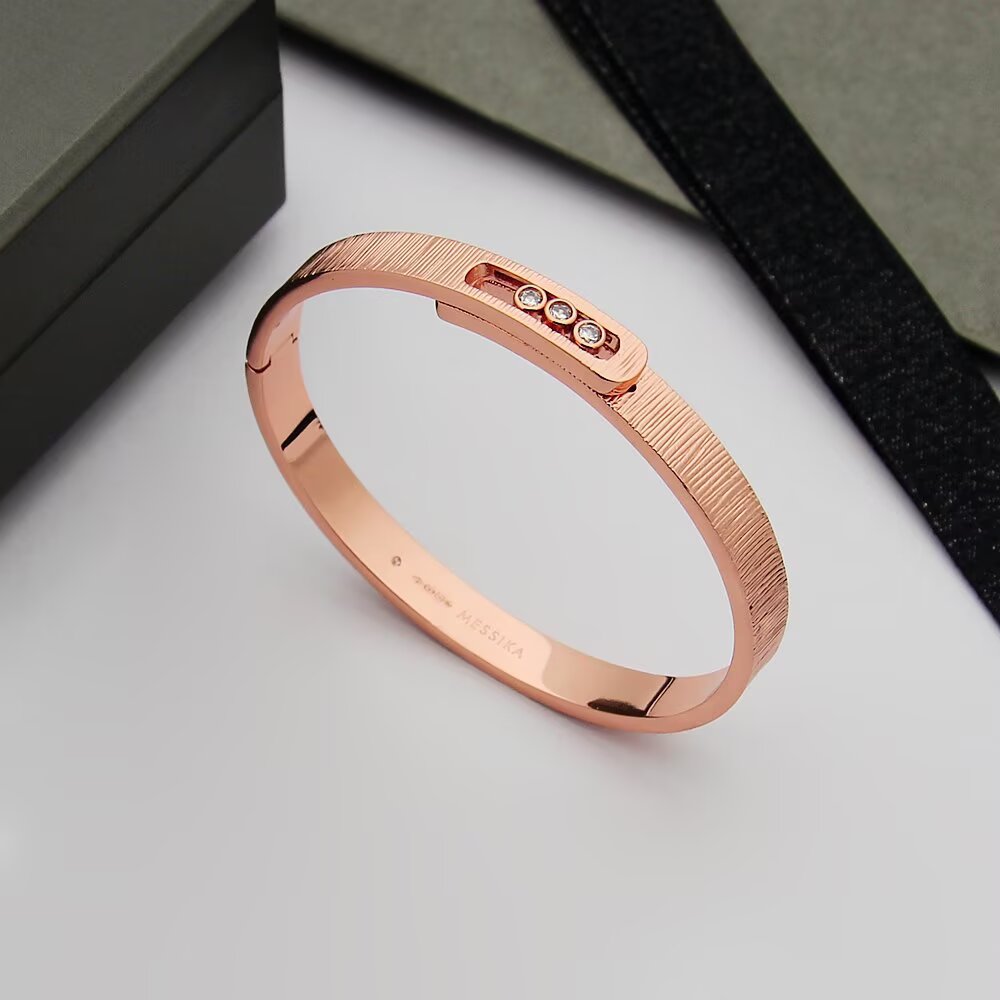 [Loran]MOVE NOA CISELÉ BANGLE BRACELET
