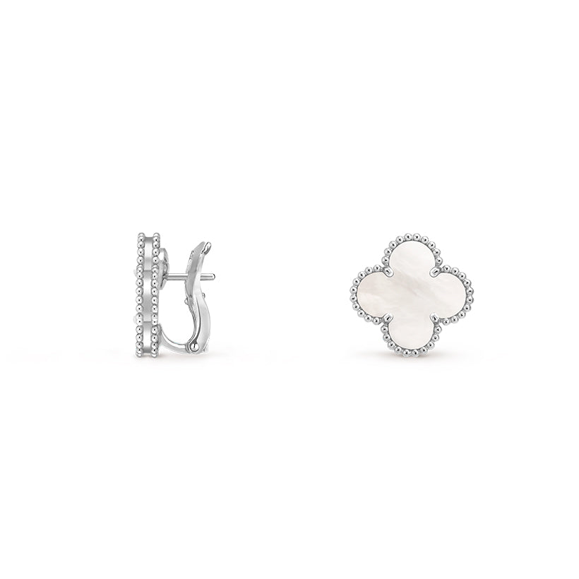 [Loran]15MM CLOVER FLOWER STUD EARRINGS WHITE GOLD COLLECTION