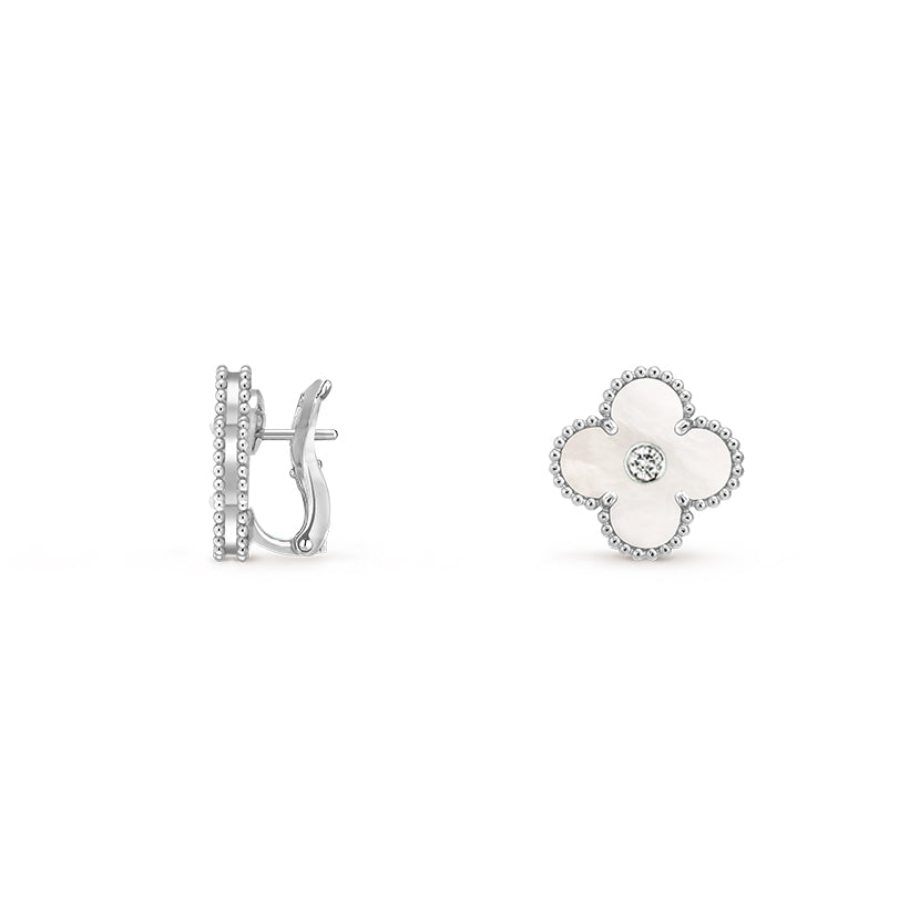[Loran]15MM CLOVER FLOWER STUD EARRINGS DIAMOND-WHITE GOLD COLLECTION