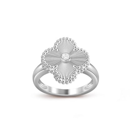 [Loran]LUCKY CLOVER DIAMOND-ACCENT WHITE GOLD RING COLLECTION