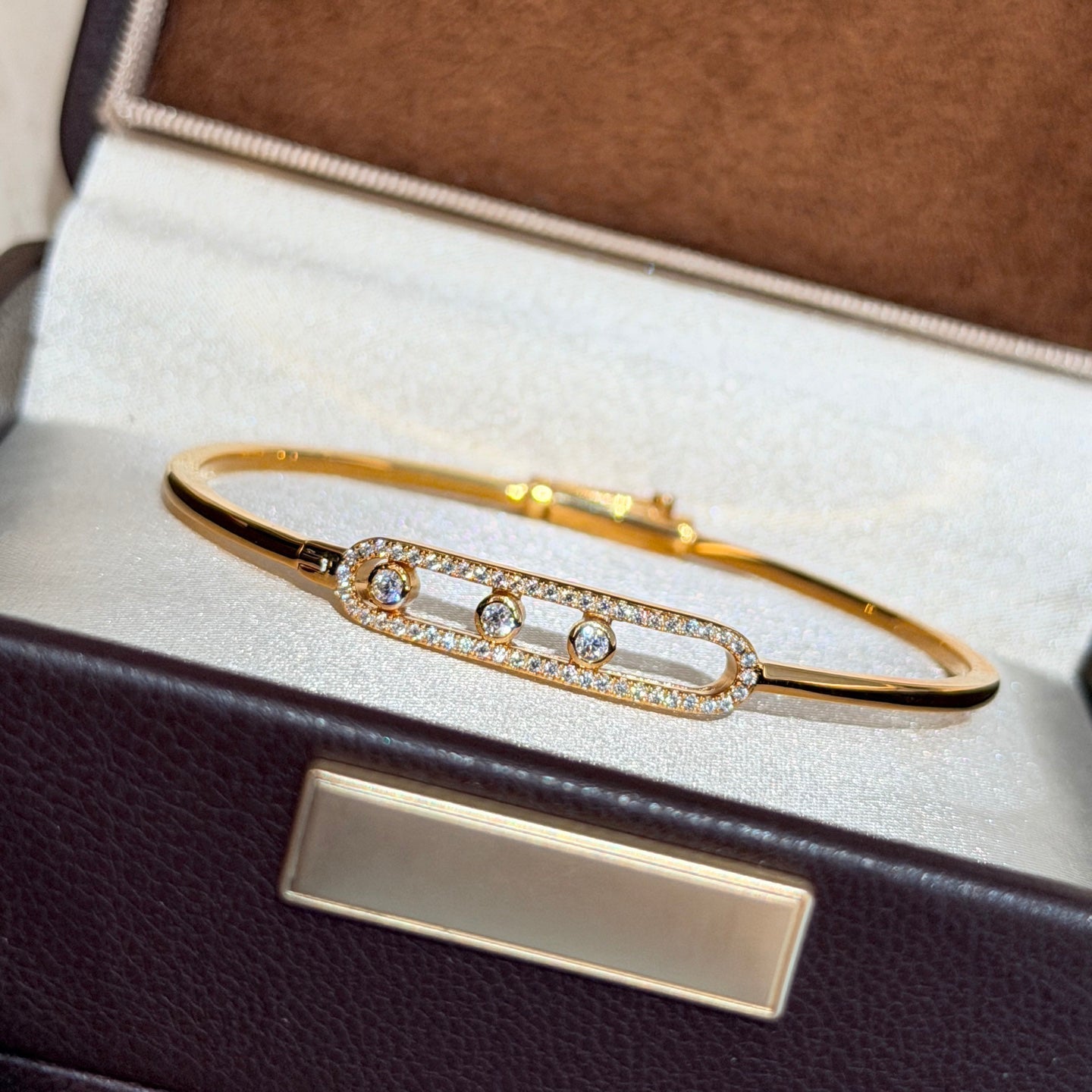 [Loran]MOVE PAVÉ DIAMOND BANGLE BRACELET M