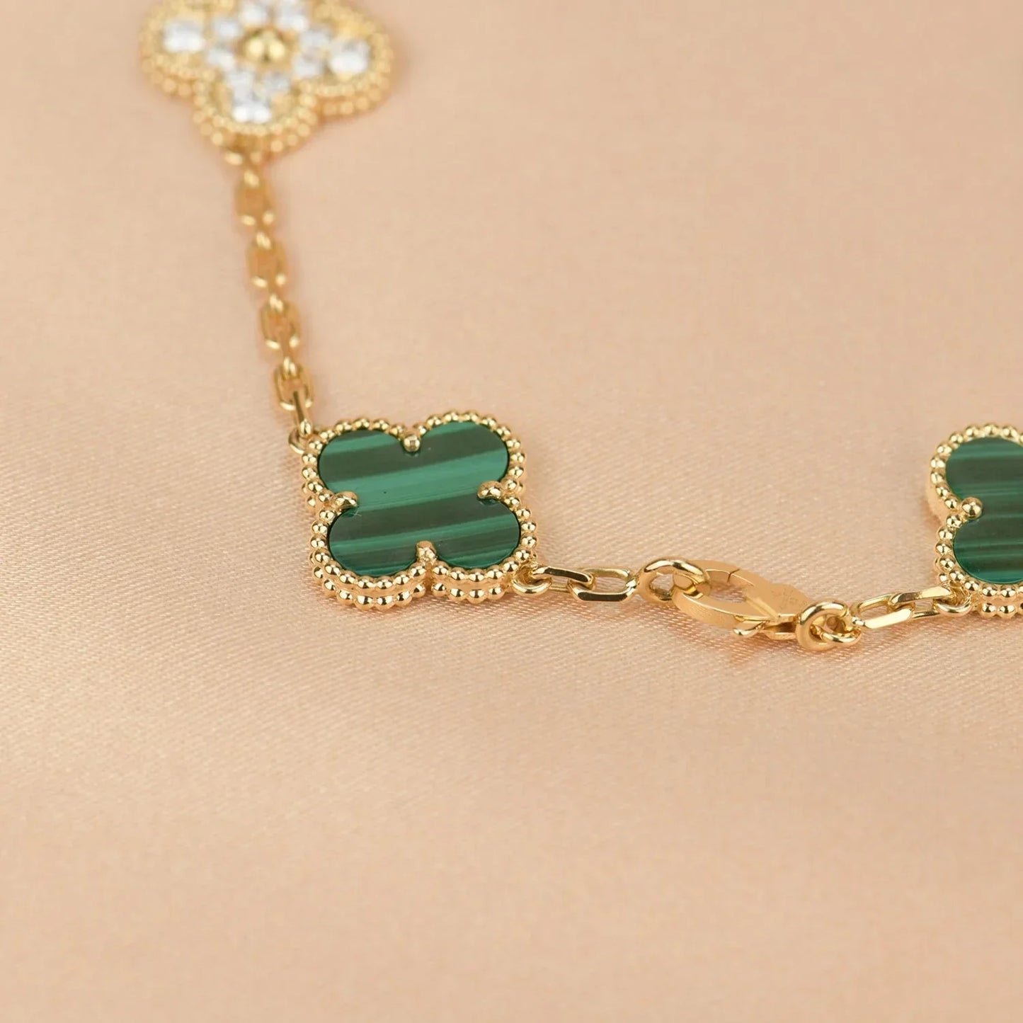 [Loran]LUCKY CLOVER 5-MOTIF BRACELET - MALACHITE COLLECTION