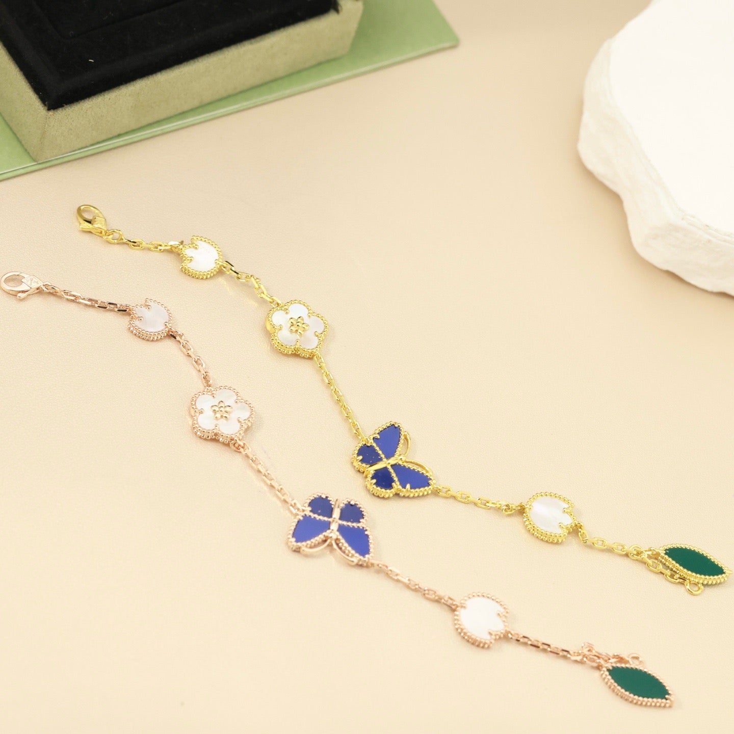 [Loran]SPRING ENCHANTMENT BUTTERFLY & FLORAL CHARM BRACELET