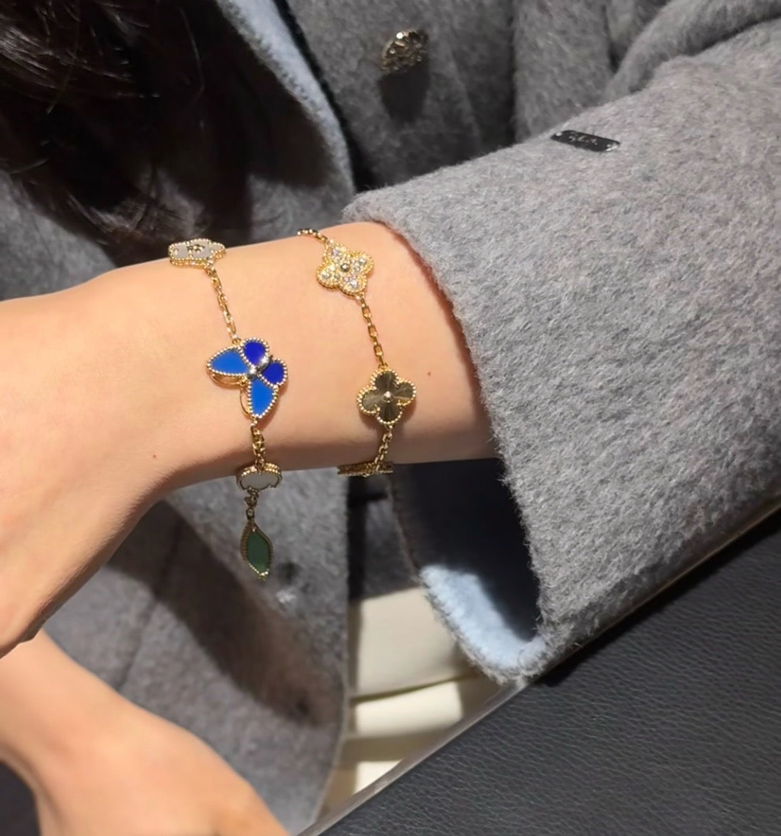 [Loran]SPRING ENCHANTMENT BUTTERFLY & FLORAL CHARM BRACELET