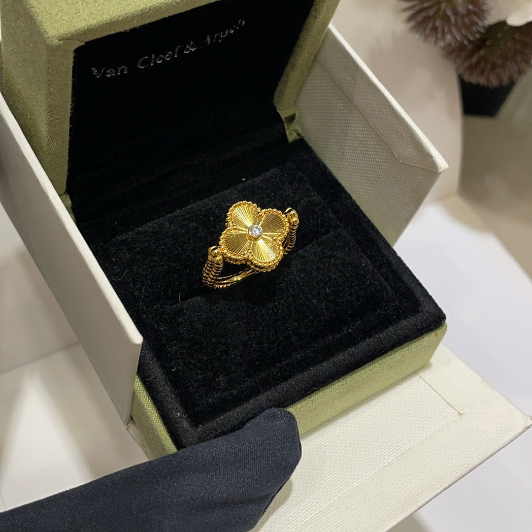 [Loran]LUCKY CLOVER GOLD REVERSIBLE RING