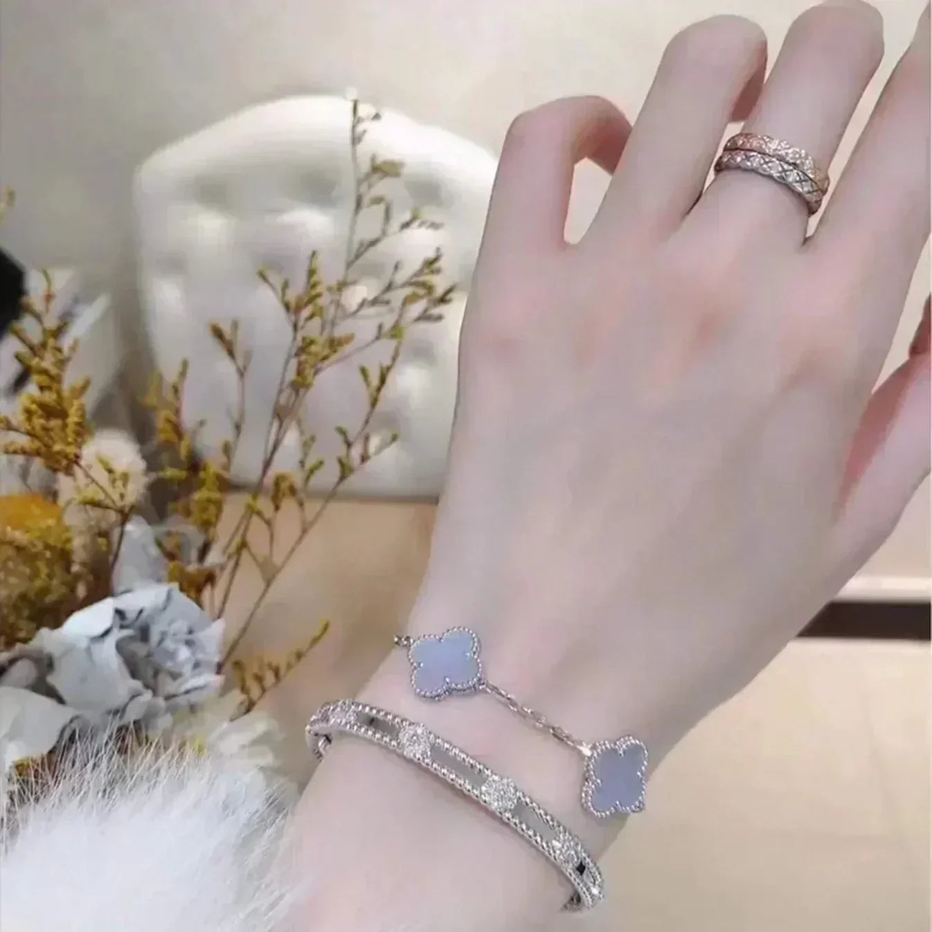 [Loran]LUCKY CLOVER 5-MOTIF BRACELET - PURPLE CHALCEDONY COLLECTION