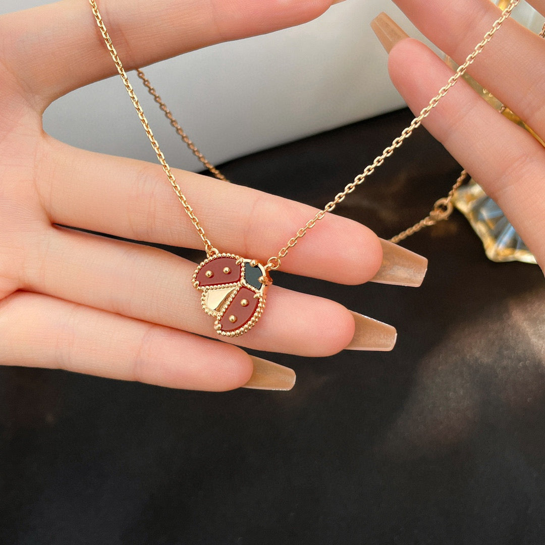 [Loran]LUCKY CARNELIAN LADYBUG CHARM NECKLACE
