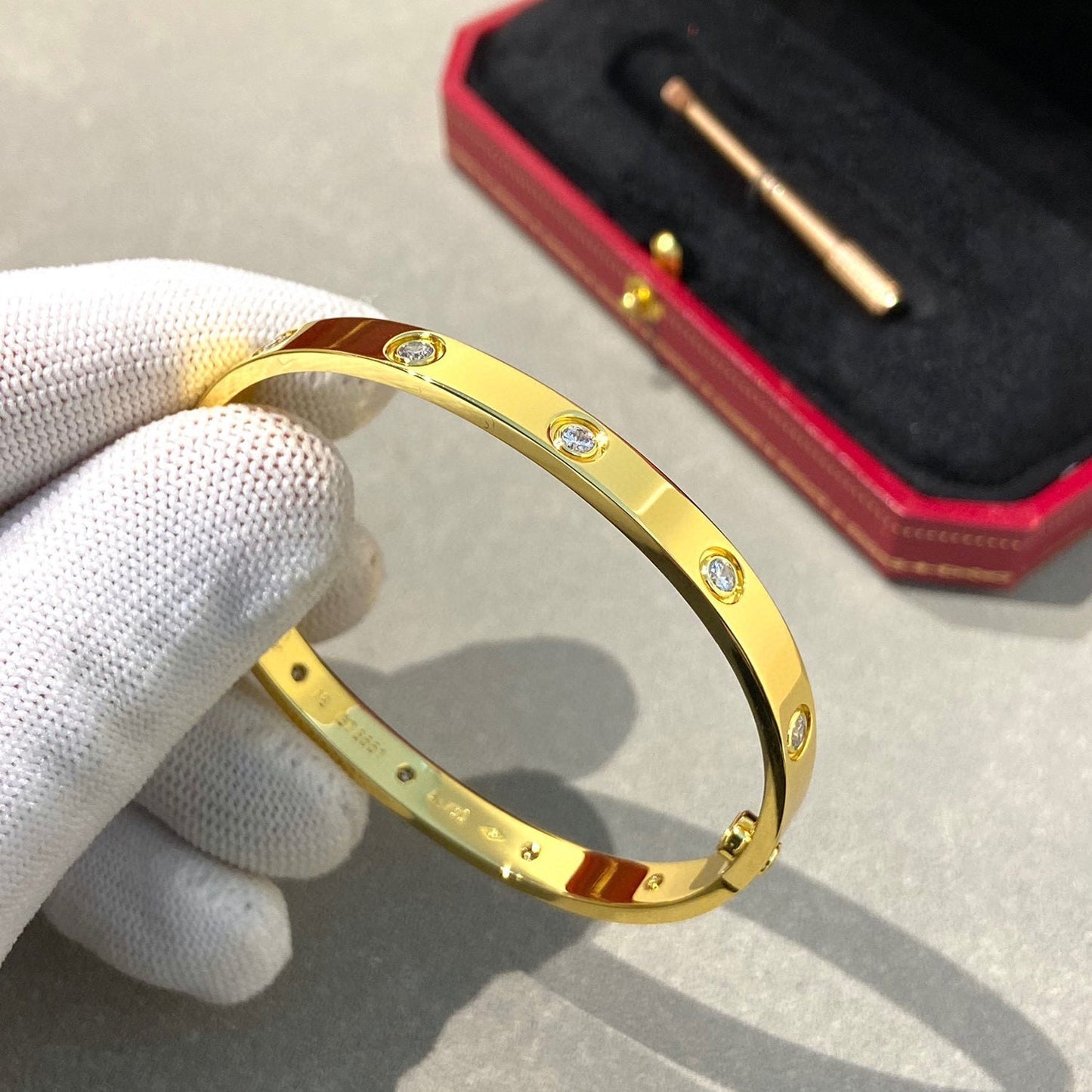 [Loran]CLASSIC 6.1MM LOVE BANGLE - 10-DIAMOND