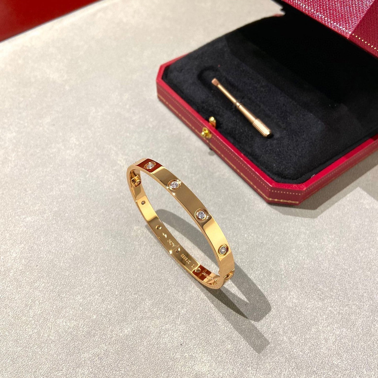 [Loran]CLASSIC 6.1MM LOVE BANGLE - 10-DIAMOND