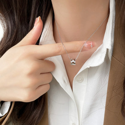[Loran]BEE MINI PEDANT DIAMOND NECKLACE