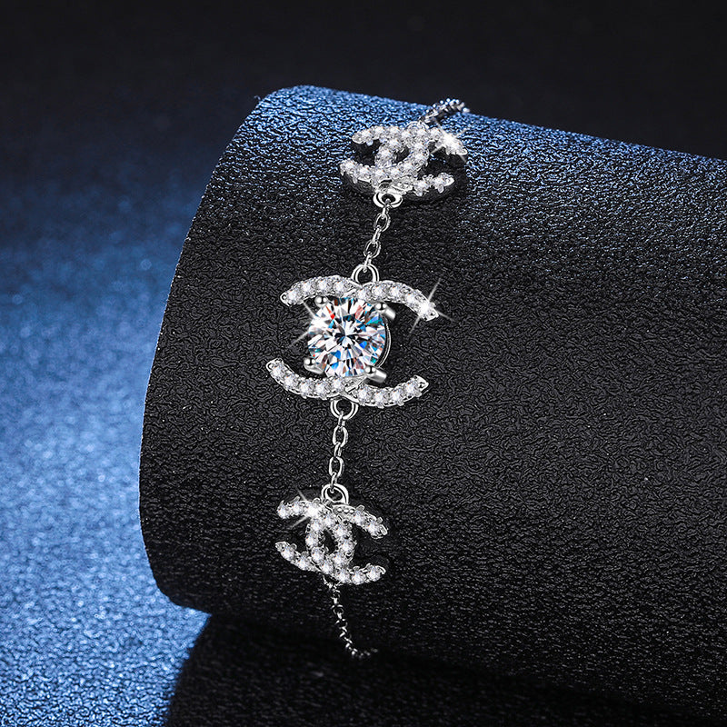 [Loran]CLASSIC INTERLOCKING MOISSANITE BRACELET