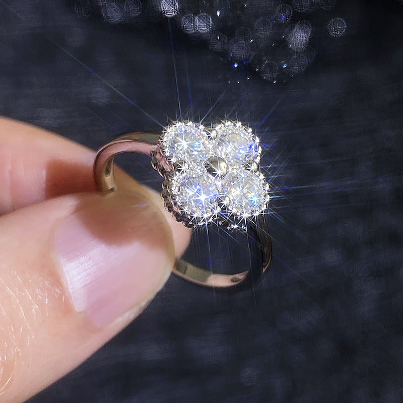 [Loran]ELEGANT FOUR-LEAF CLOVER MOISSANITE RING