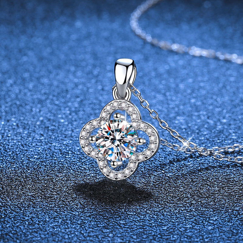 [Loran]CLASSIC CLOVER MOISSANITE PENDANT NECKLACE