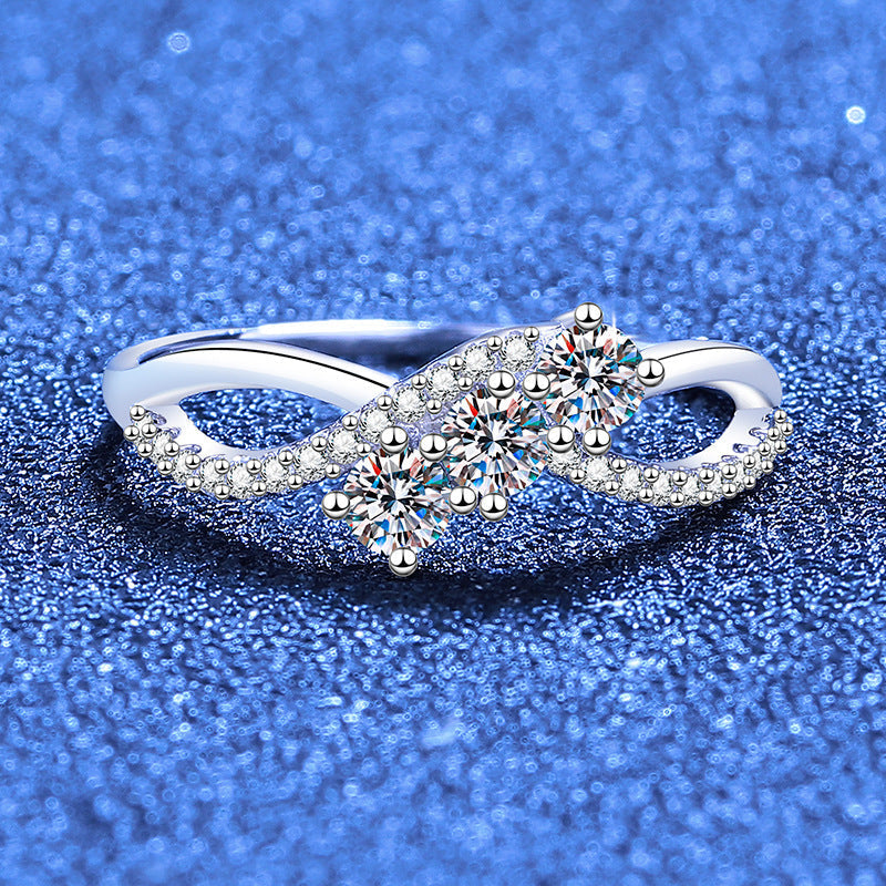 [Loran]INTERTWINING LOVE MOISSANITE RING