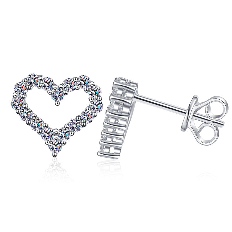 [Loran]SPARKLING HEART-SHAPED MOISSANITE STUD EARRINGS