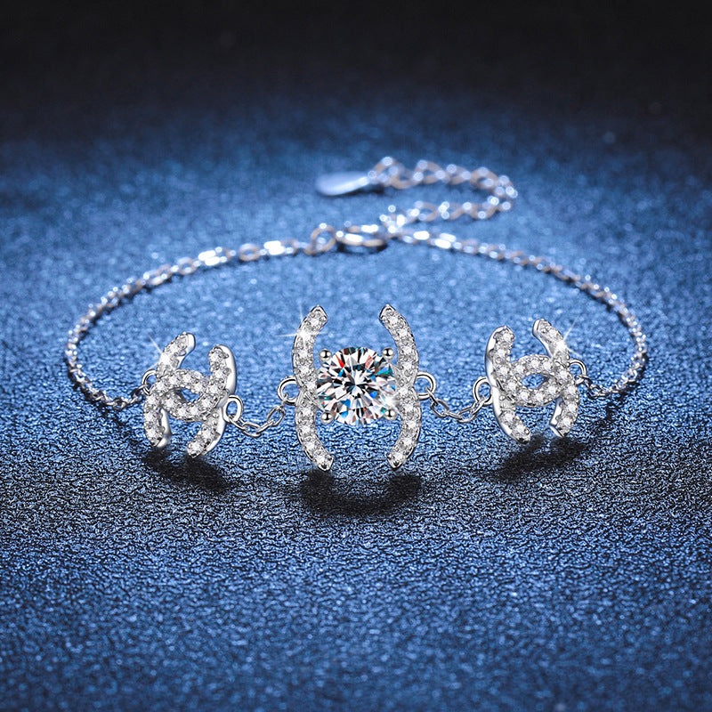 [Loran]CLASSIC INTERLOCKING MOISSANITE BRACELET