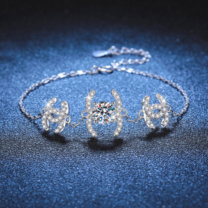 [Loran]CLASSIC INTERLOCKING MOISSANITE BRACELET
