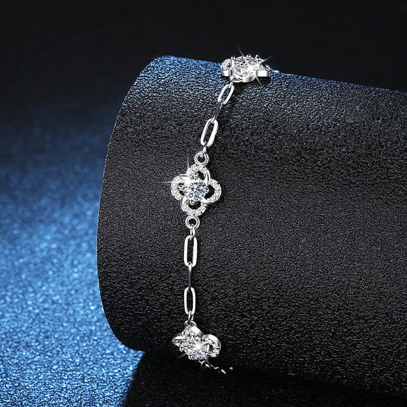 [Loran]TRIPLE-CLOVER MOISSANITE BRACELET