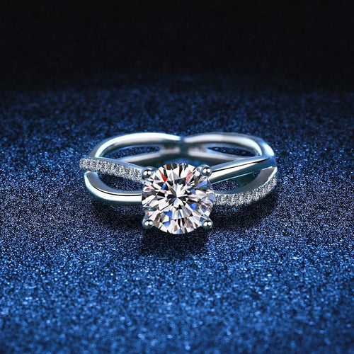 [Loran]ELEGANT 4-PRONG CROSSOVER MOISSANITE ENGAGEMENT RING