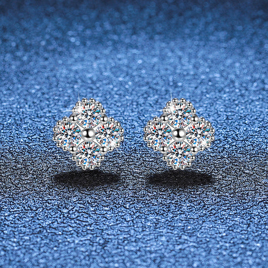 [Loran]ELEGANT FOUR-LEAF CLOVER MOISSANITE STUD EARRINGS