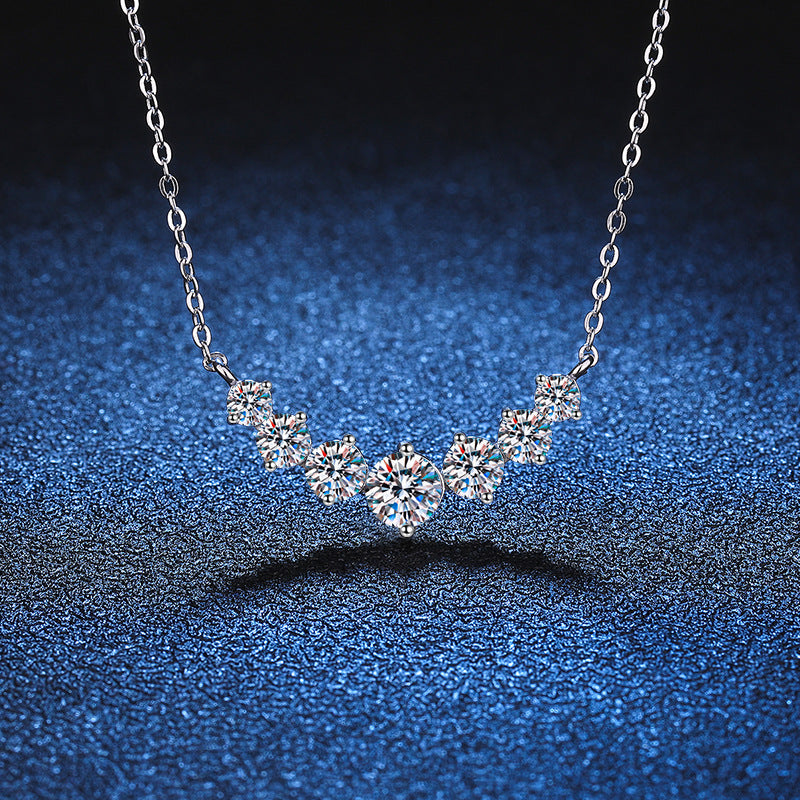 [Loran]MINIMALIST CURVED SMILE MOISSANITE NECKLACE