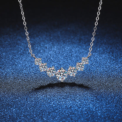 [Loran]MINIMALIST CURVED SMILE MOISSANITE NECKLACE